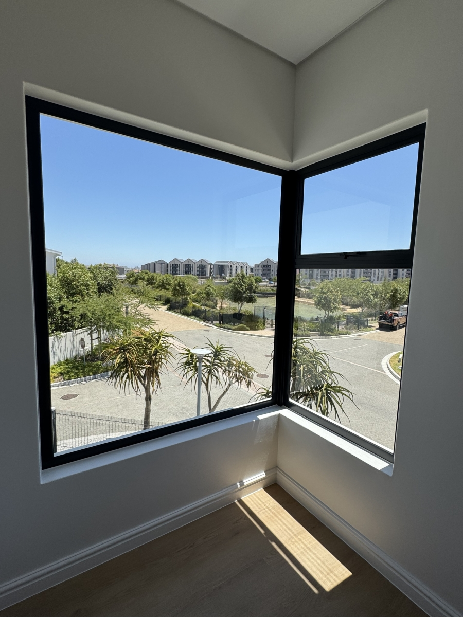 4 Bedroom Property for Sale in Sandown Western Cape